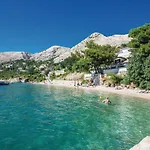 Cozy In With Wifi شقة Stara Baška