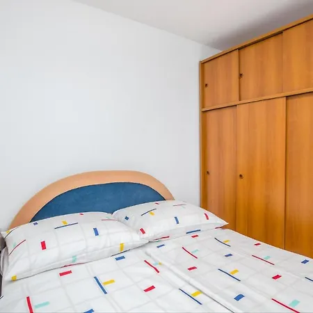 1 Bedroom In アパート Stara Baška