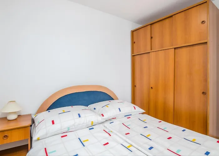 1 Bedroom In Appartement Stara Baška